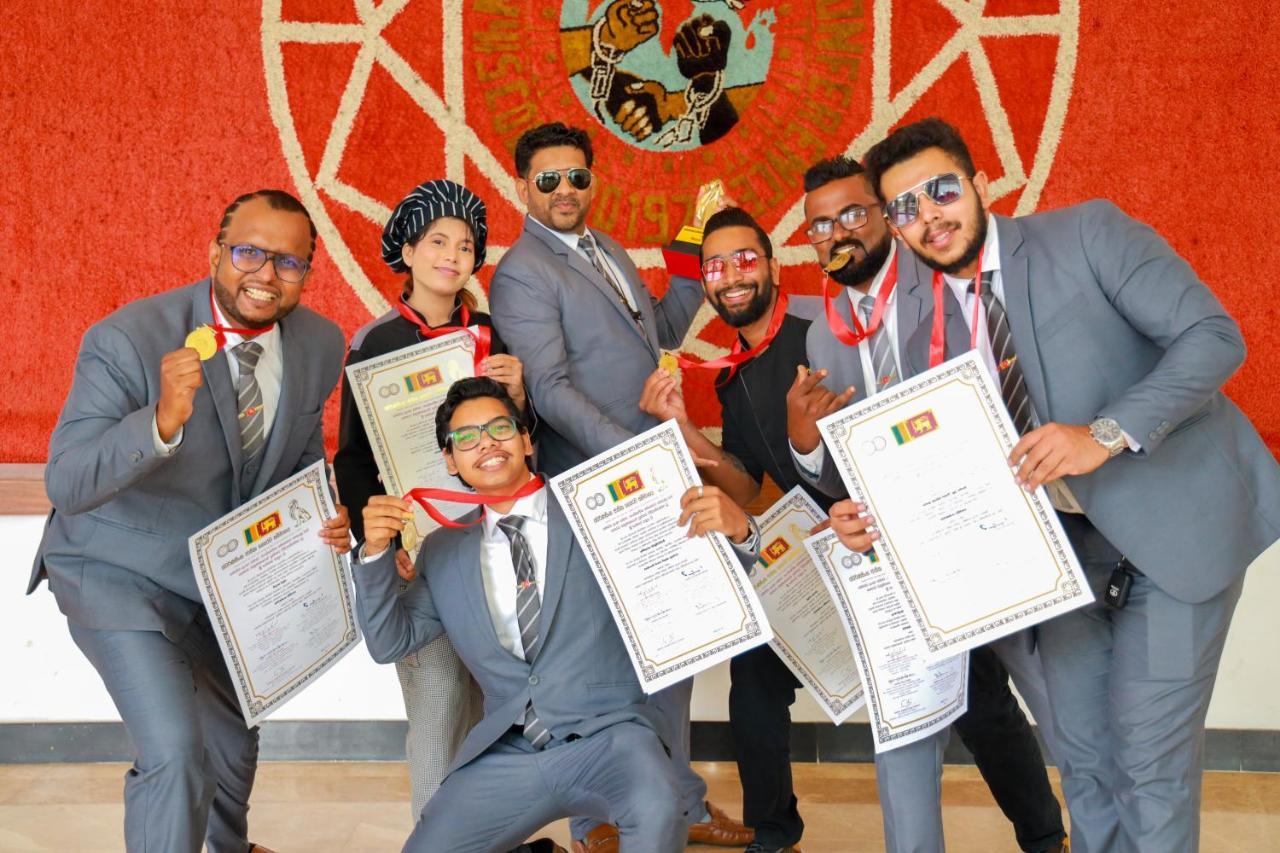 Royal Classic Resort Kandy Kültér fotó