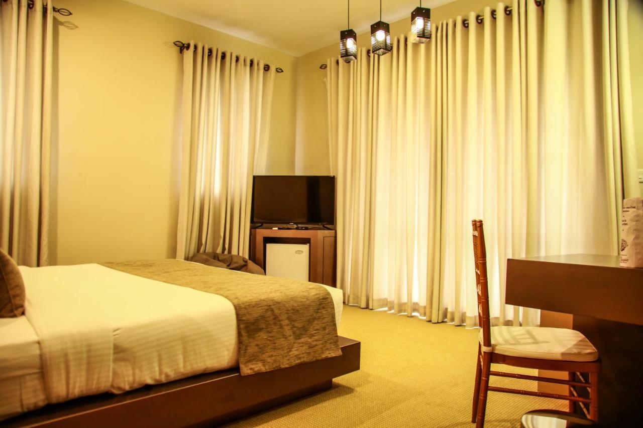 Royal Classic Resort Kandy Kültér fotó