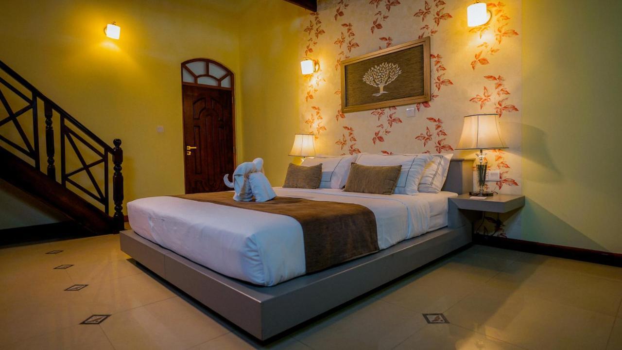 Royal Classic Resort Kandy Kültér fotó