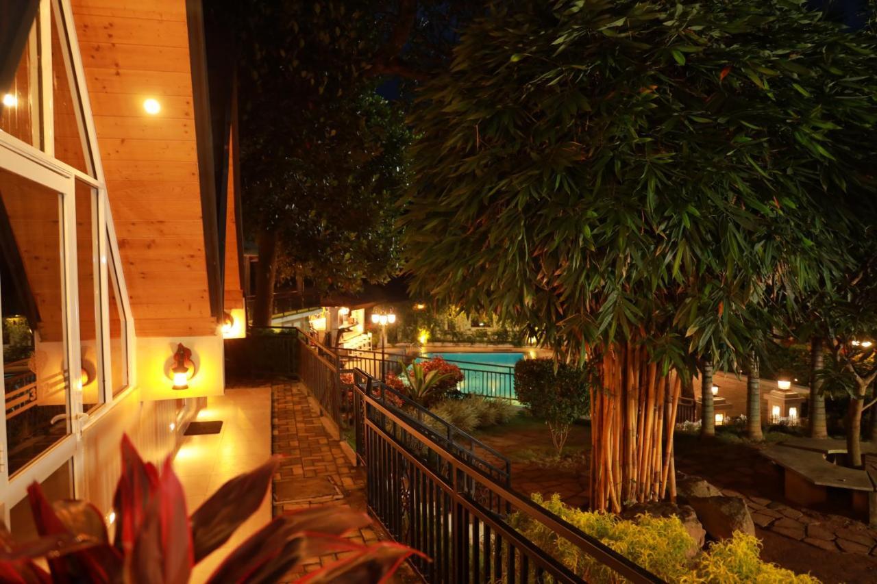 Royal Classic Resort Kandy Kültér fotó