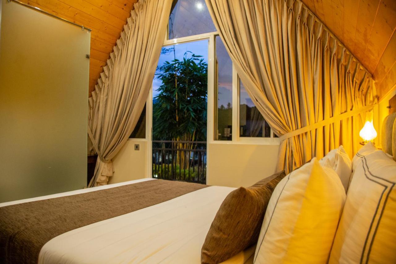 Royal Classic Resort Kandy Kültér fotó
